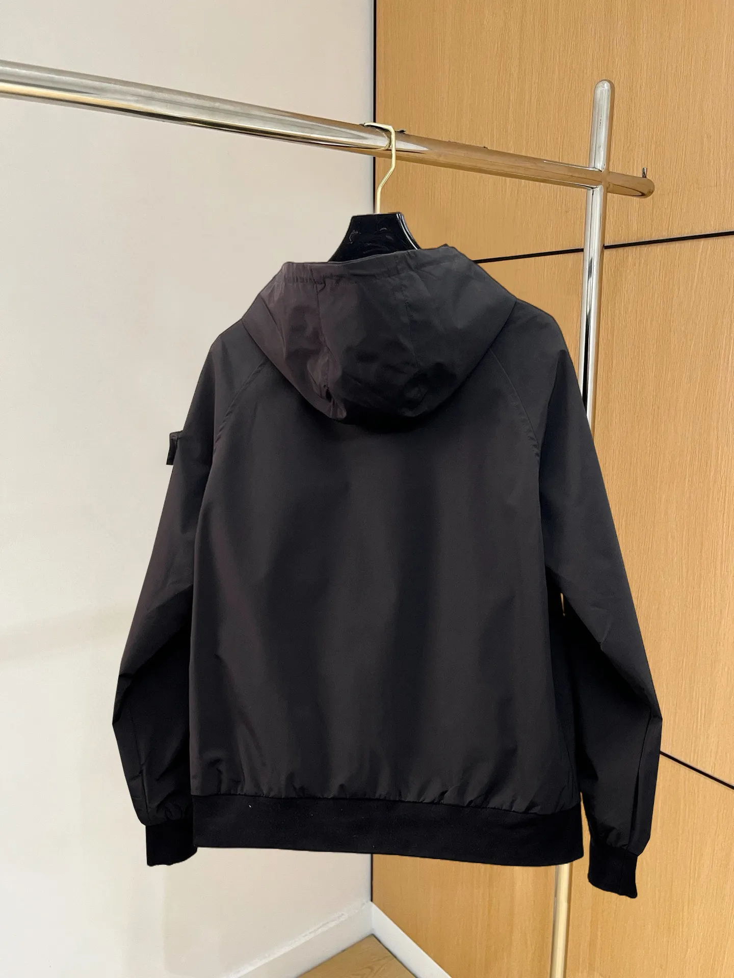 Same Style， ， 2026 New Arrival ， Original Premium Breathable ， ， ， Quality。 ， Sizes：M～3XL